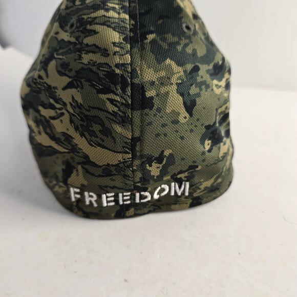 Under Armour Blitzing Camo Hat Mens XL/2XL - Picture 2 of 6